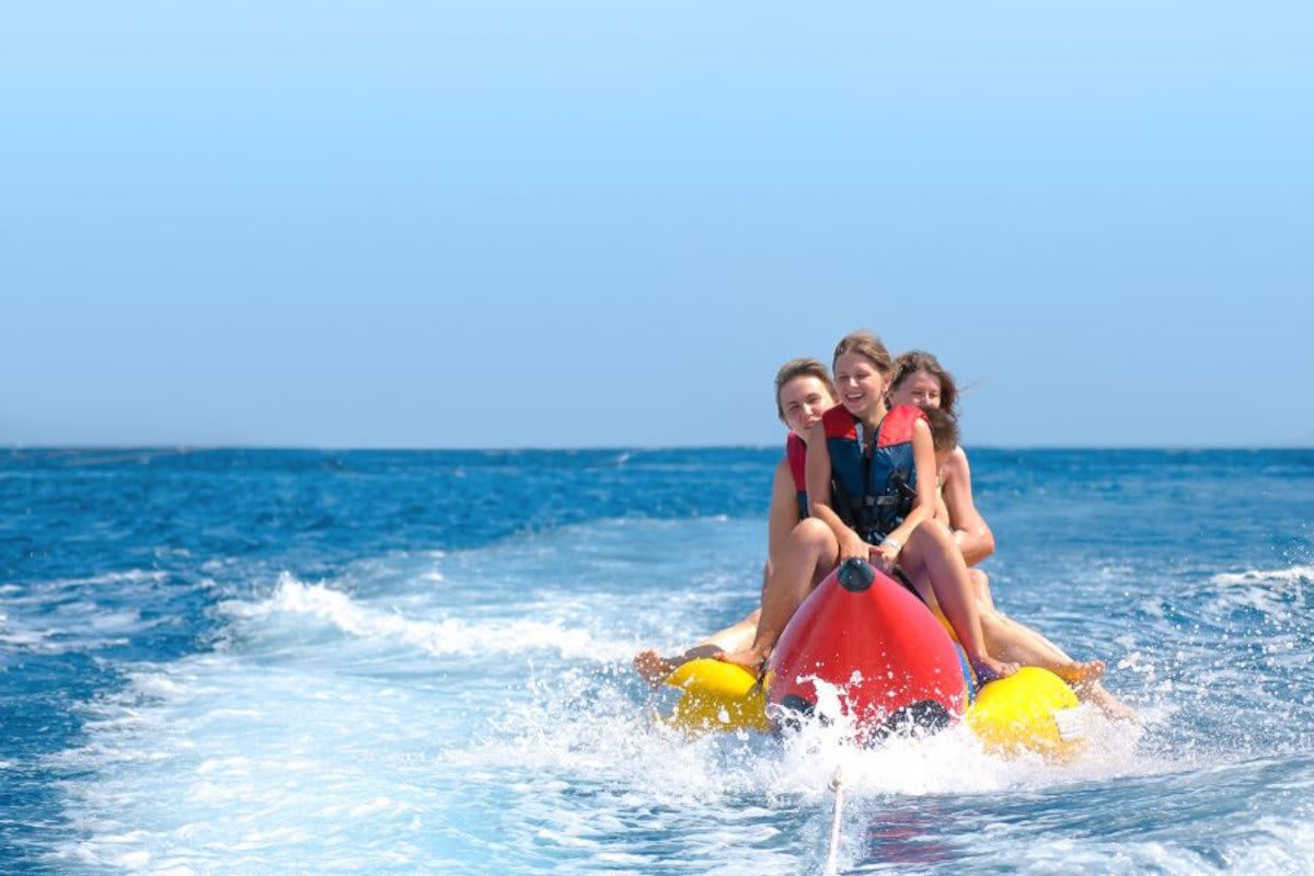 Banana Boat Ride in Dubai 15 Min