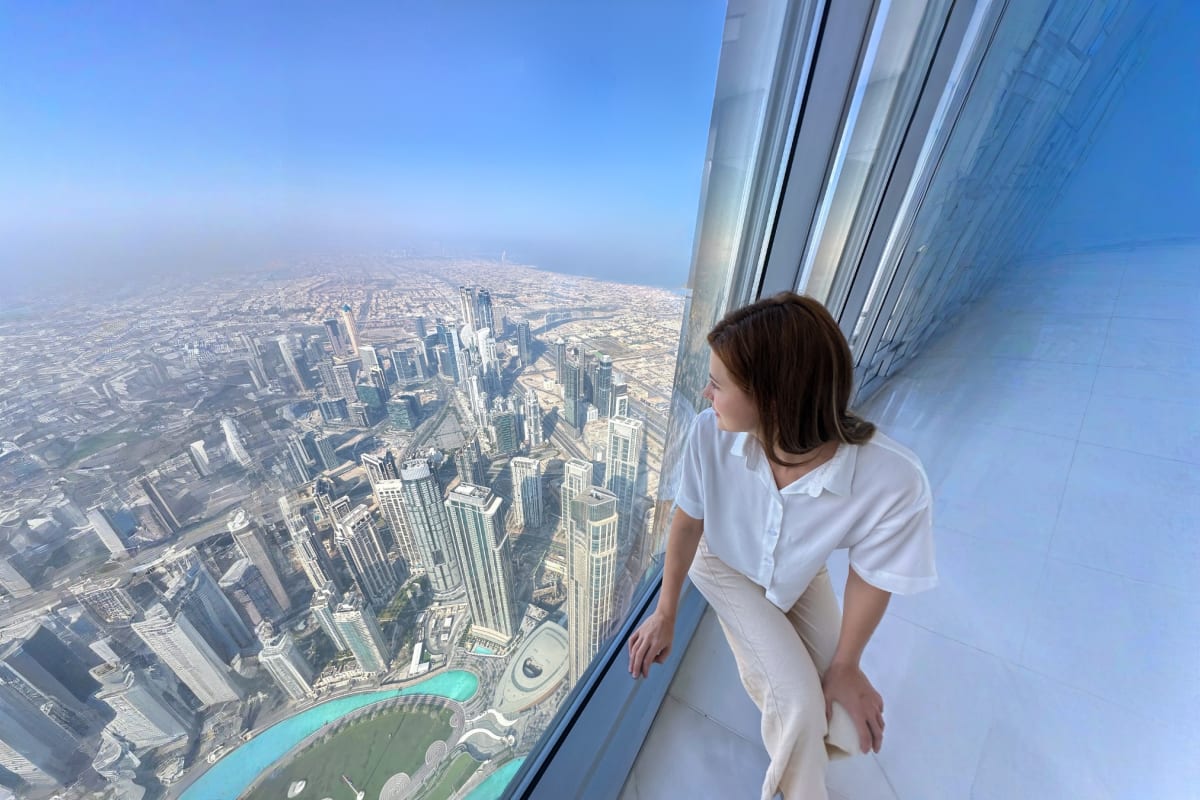 Burj Khalifa Ticket with The Cafe Treat