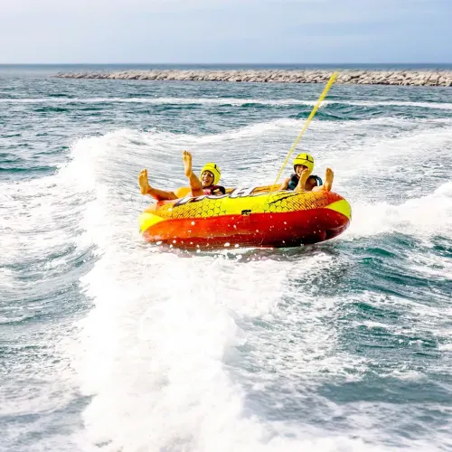donut-boat-ride-3.