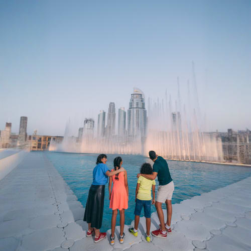 dubai-fountain-lake-ride-lakeride