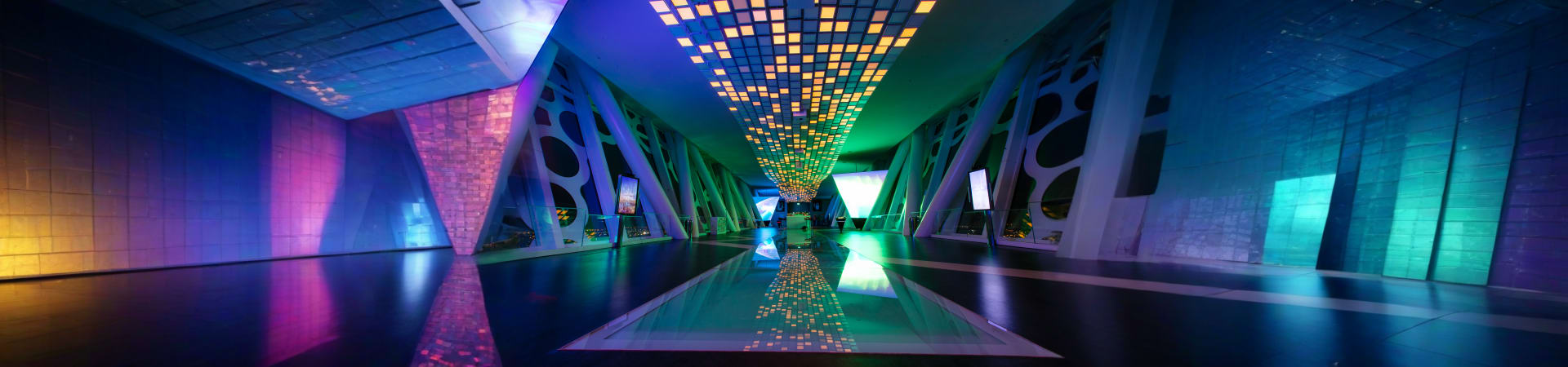 Dubai frame 1