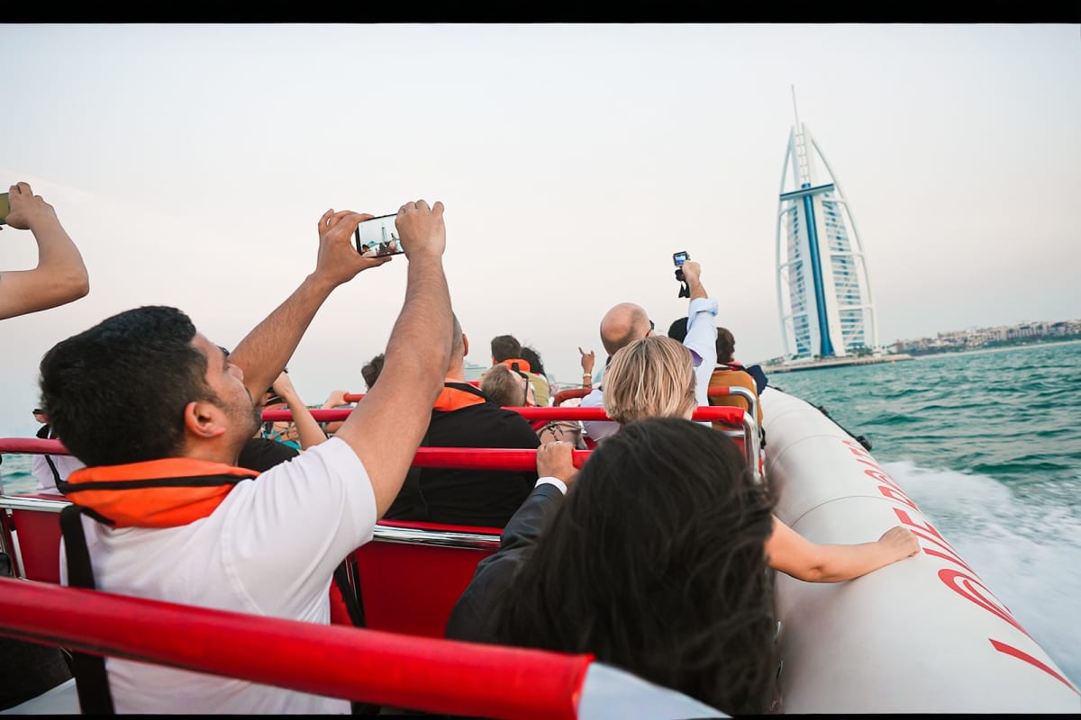 Love Boat Sightseeing Tour Dubai - Rayna Tours