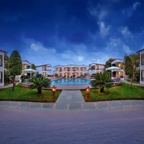Tiger Den Resort or similar